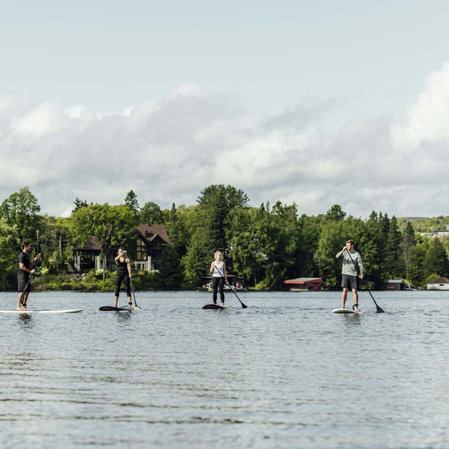 Entourage sur-le-Lac